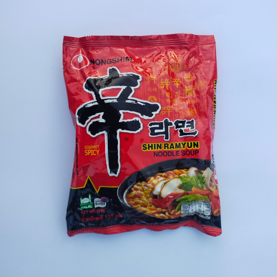 Nongshim Shin Ramyun Noodles